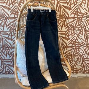 Dark wash men’s retro wranglers